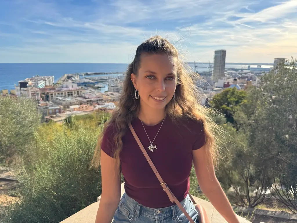 Jasmin vor der Küste von Barcelona